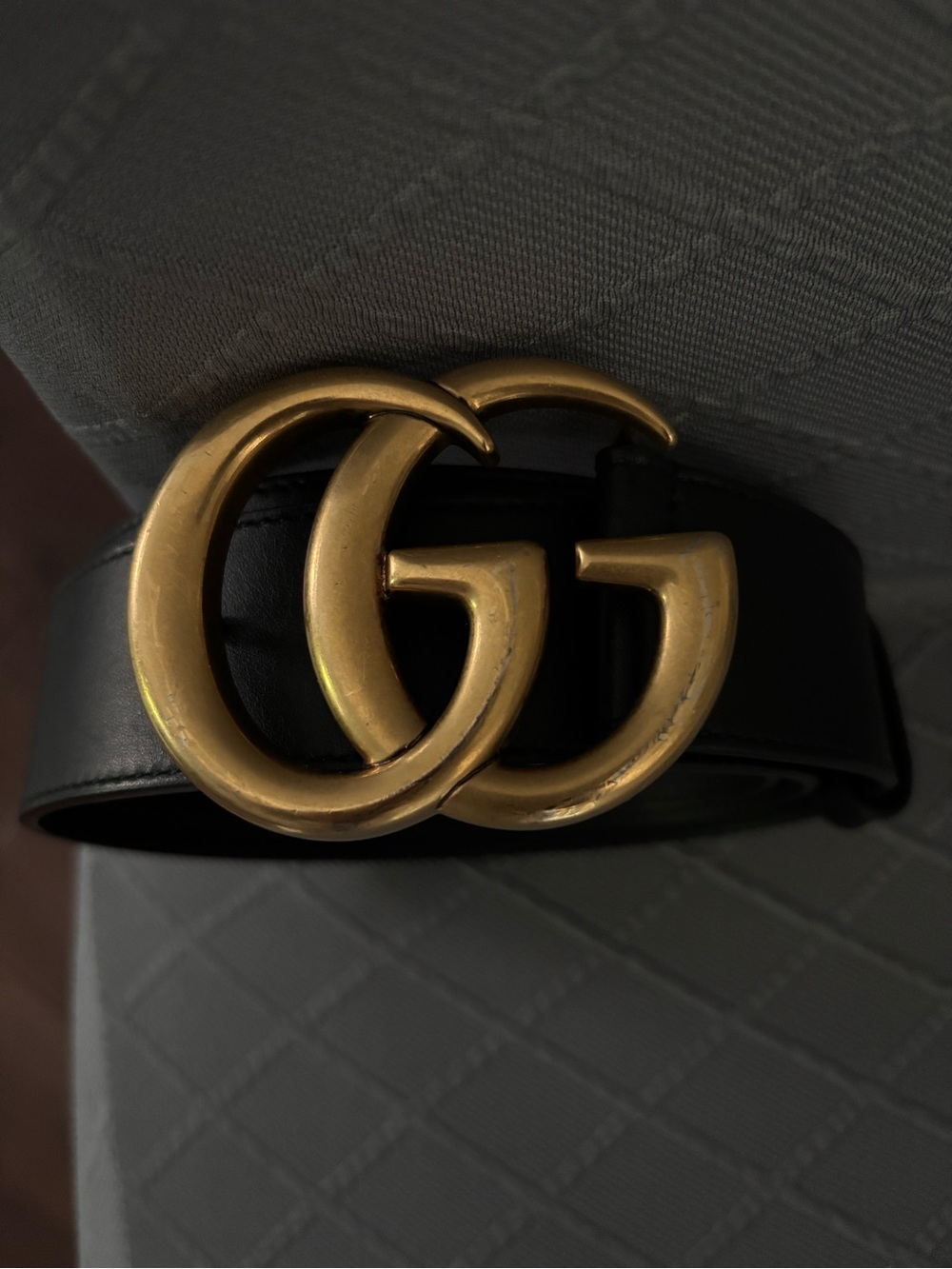 Gucci Black Leather Belt with Gold Double G Buckle. - Picture 2 of 2